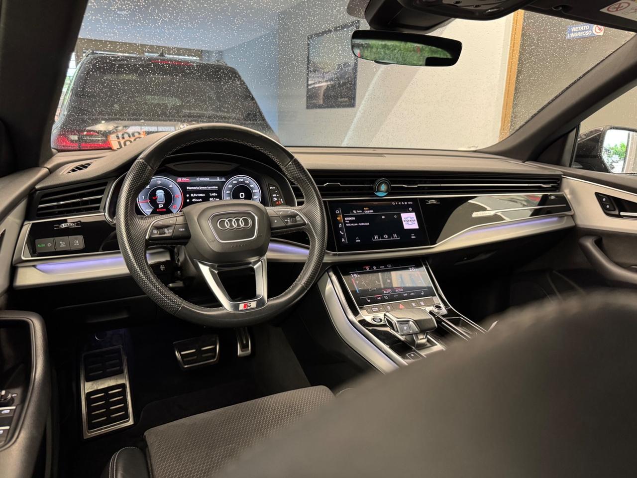 Audi Q8 45 TDI quattro tiptronic S-LINE