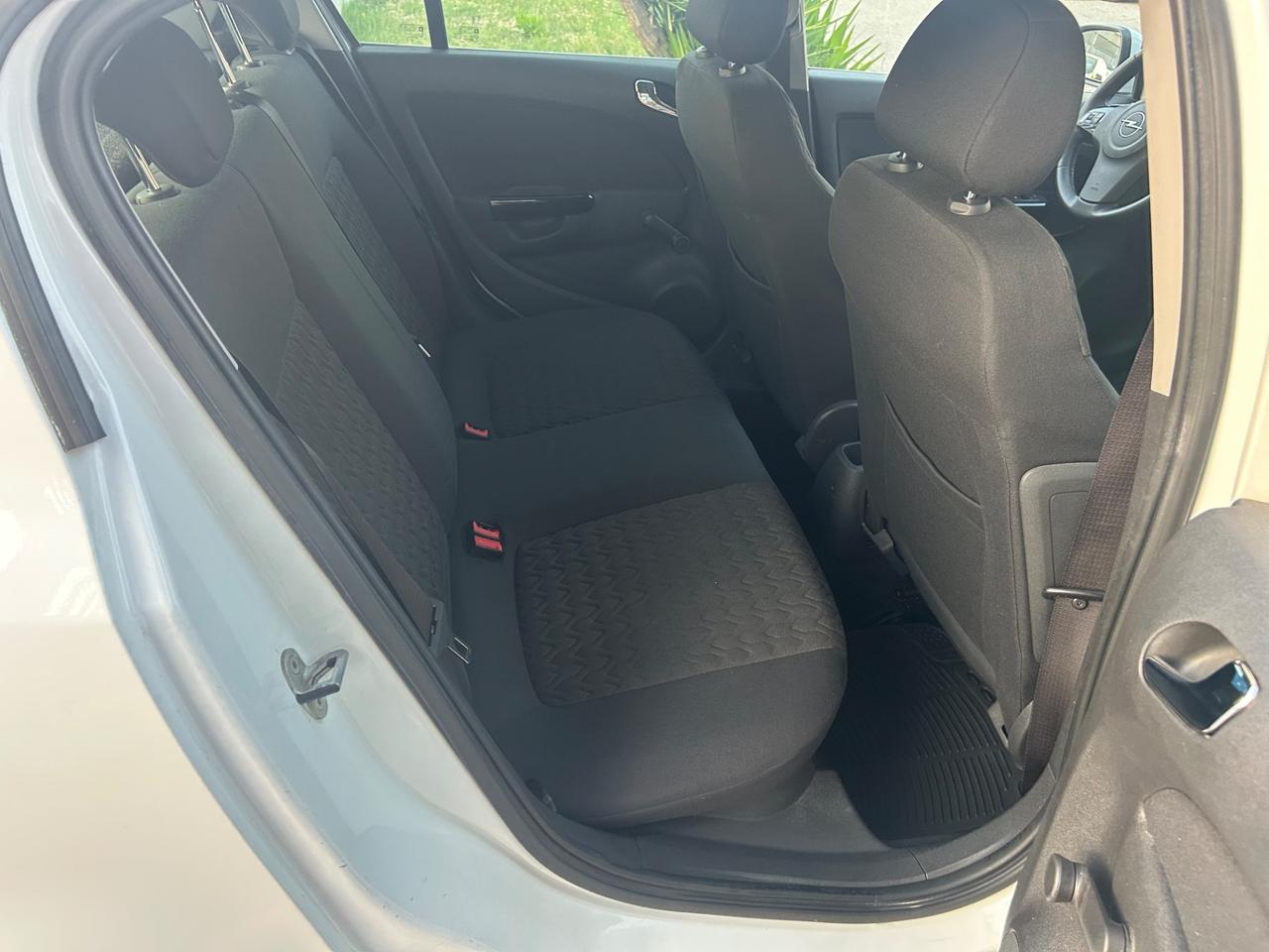 Opel Corsa 1.3 CDTI 75 2013