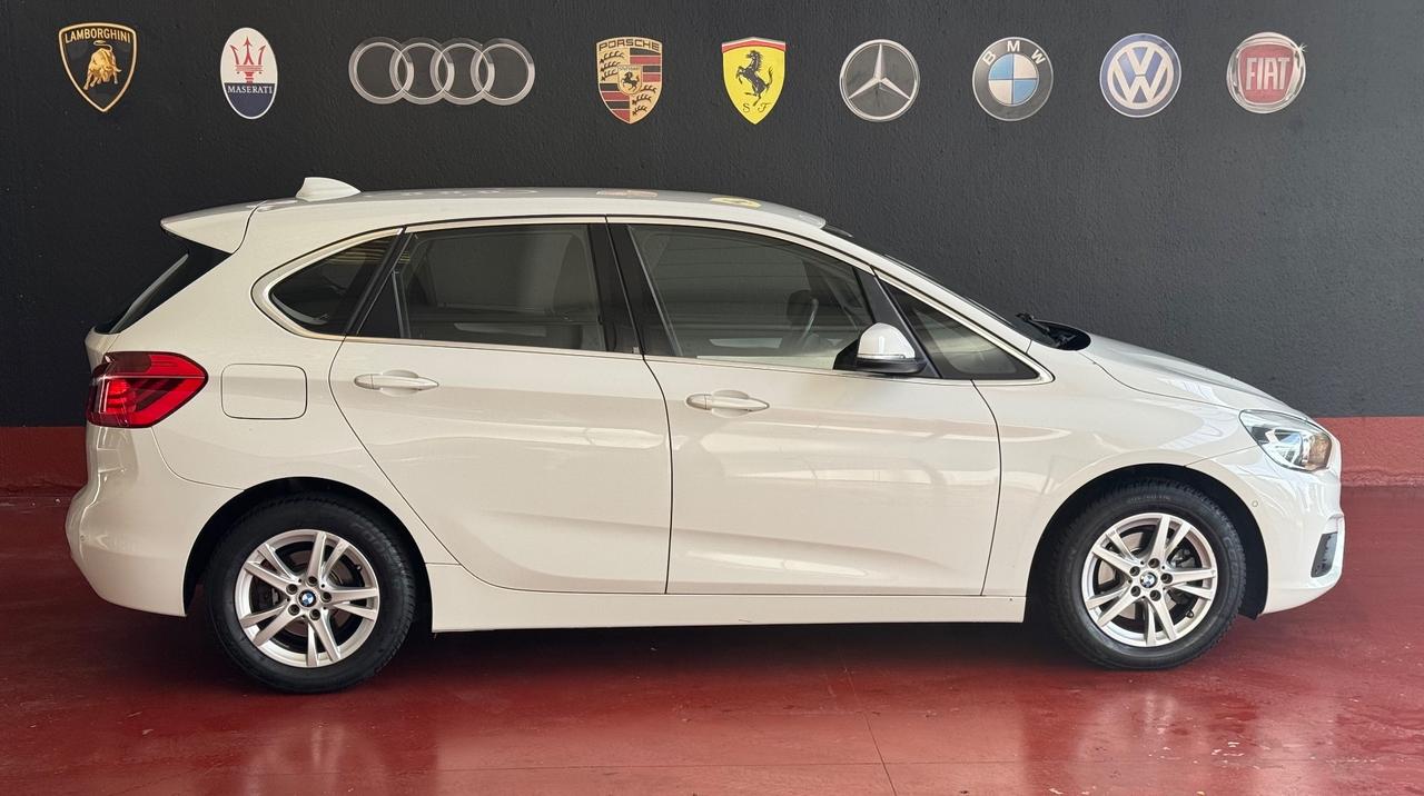 Bmw 2er Active Tourer 216d Luxury