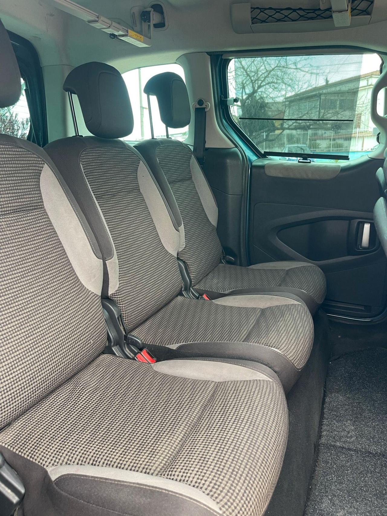 Peugeot Partner Tepee 1.6 HDi 115CV Outdoor