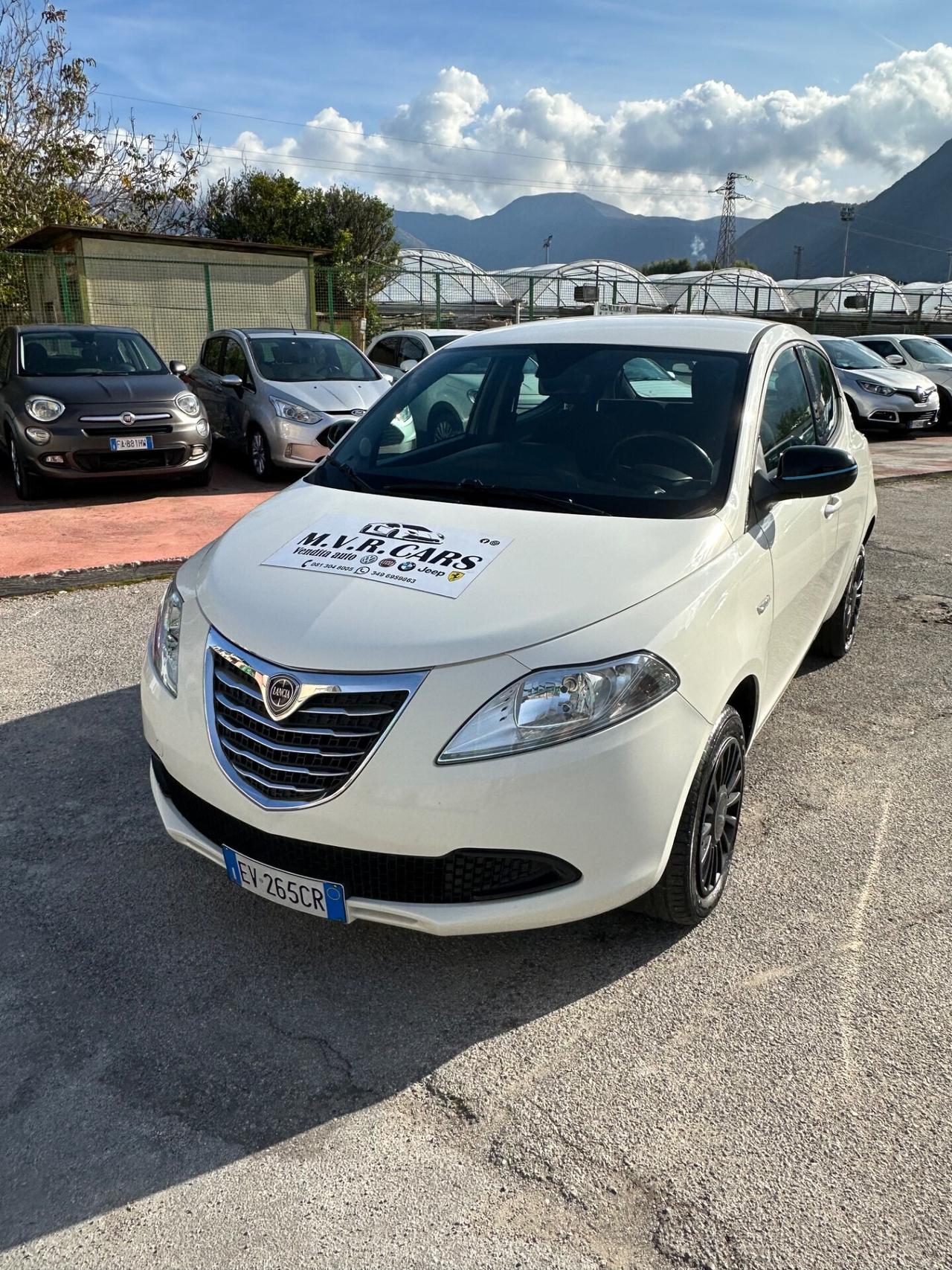 Lancia Ypsilon 0.9 TwinAir 85 CV 5 porte Metano Ecochic Gold