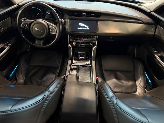 Jaguar XF 2.0 D 163 CV aut. Prestige