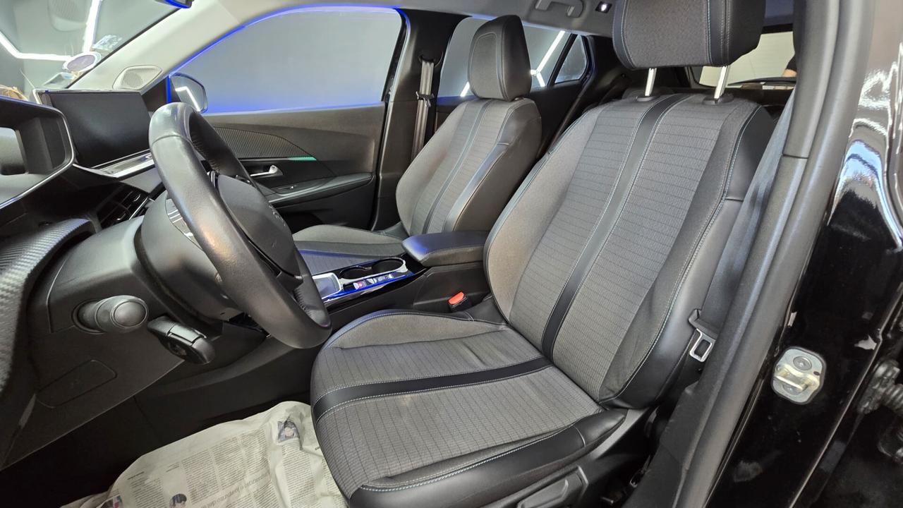 Peugeot 2008 PureTech 100 S&S Allure