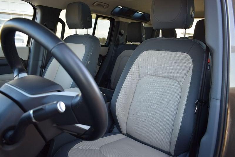 Land Rover Defender Defender 110 3.0D I6 250 CV AWD Auto X-Dynamic S