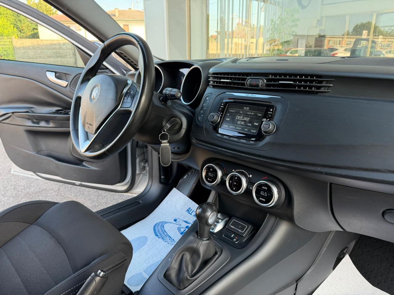 Alfa R. Giulietta 1.6 JTDm TCT 120 CV Business