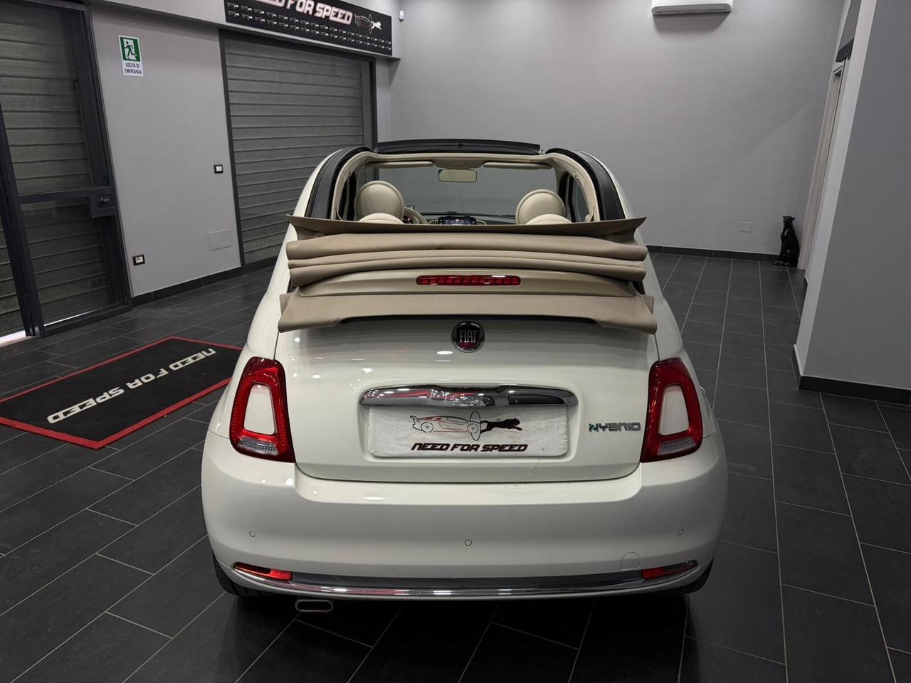 Fiat 500 C 1.0 Hybrid Dolcevita