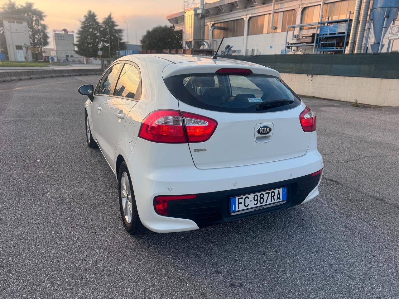Kia Rio 1.2 CVVT 5p. ECO GPL Cool