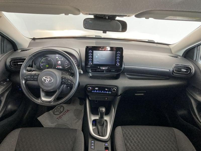 Toyota Yaris Hybrid Active MY22