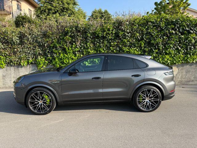 PORSCHE Cayenne Coupé 3.0 V6 E-Hybrid MOD. 2024 IVA ESPOSTA