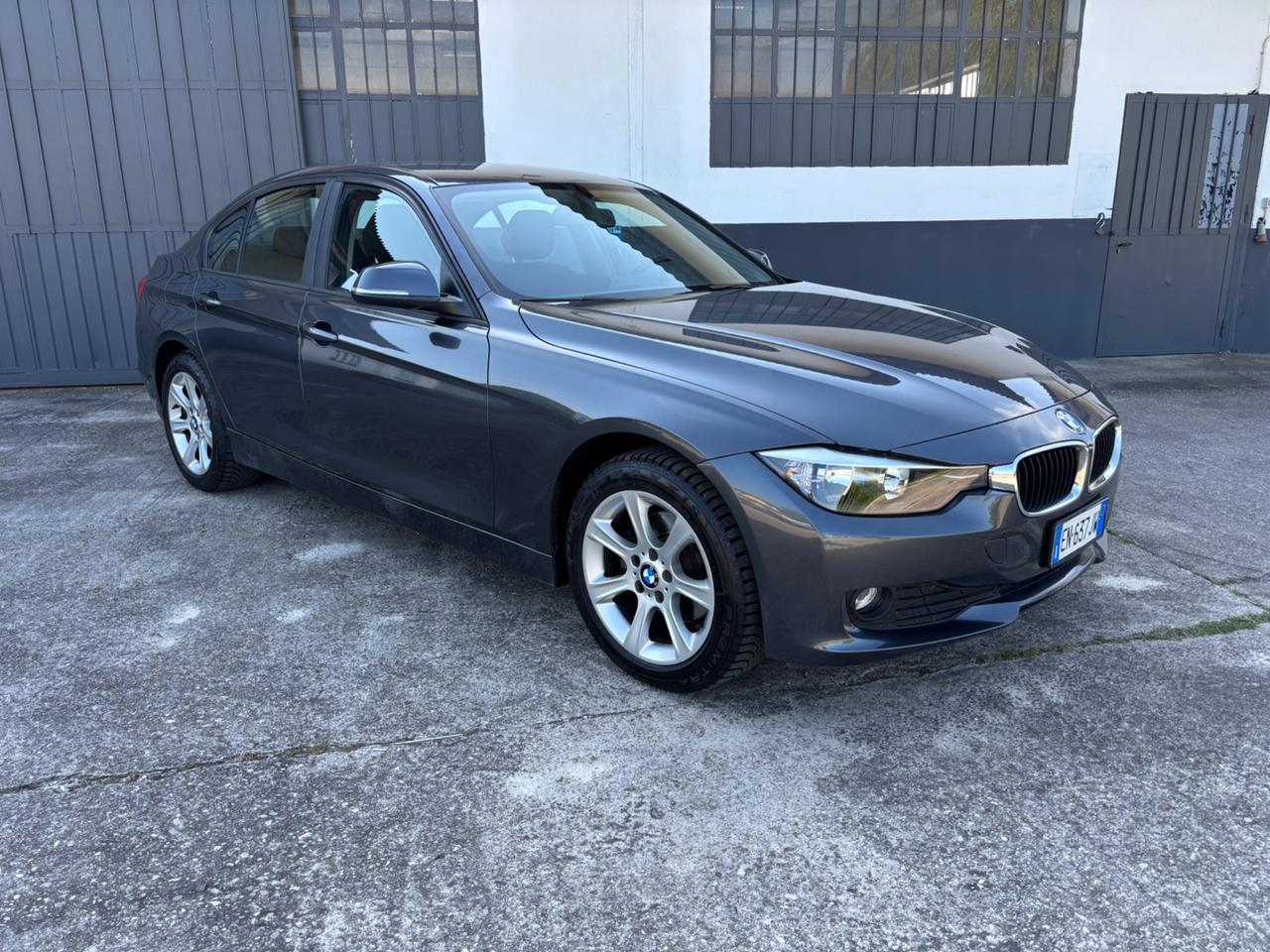 Bmw 320d 2.0D. Garanzia 12 mesi