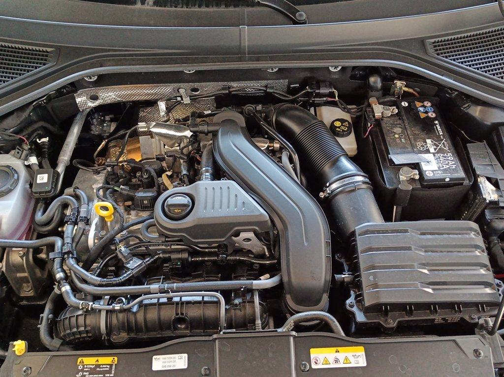 VOLKSWAGEN T-roc 1.5 tsi style del 2024