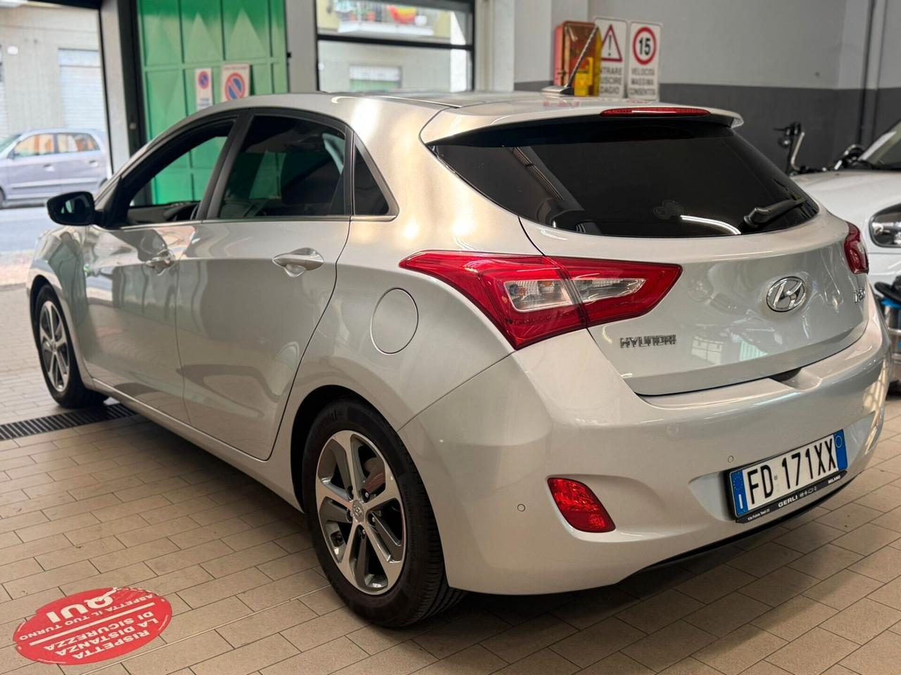 Hyundai i30 1.4 5p. Classic PREZZO REALE!! UNICO PROPRIETARIO!! SOLO 15.000 KM!!