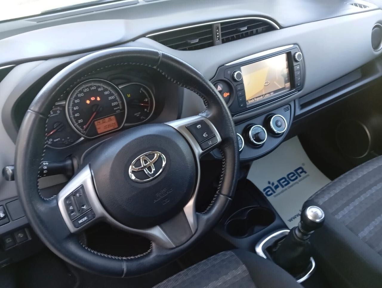 Toyota Yaris 1.4 D 90CV 6M 5 PORTE ACTIVE unipro ben tenuta