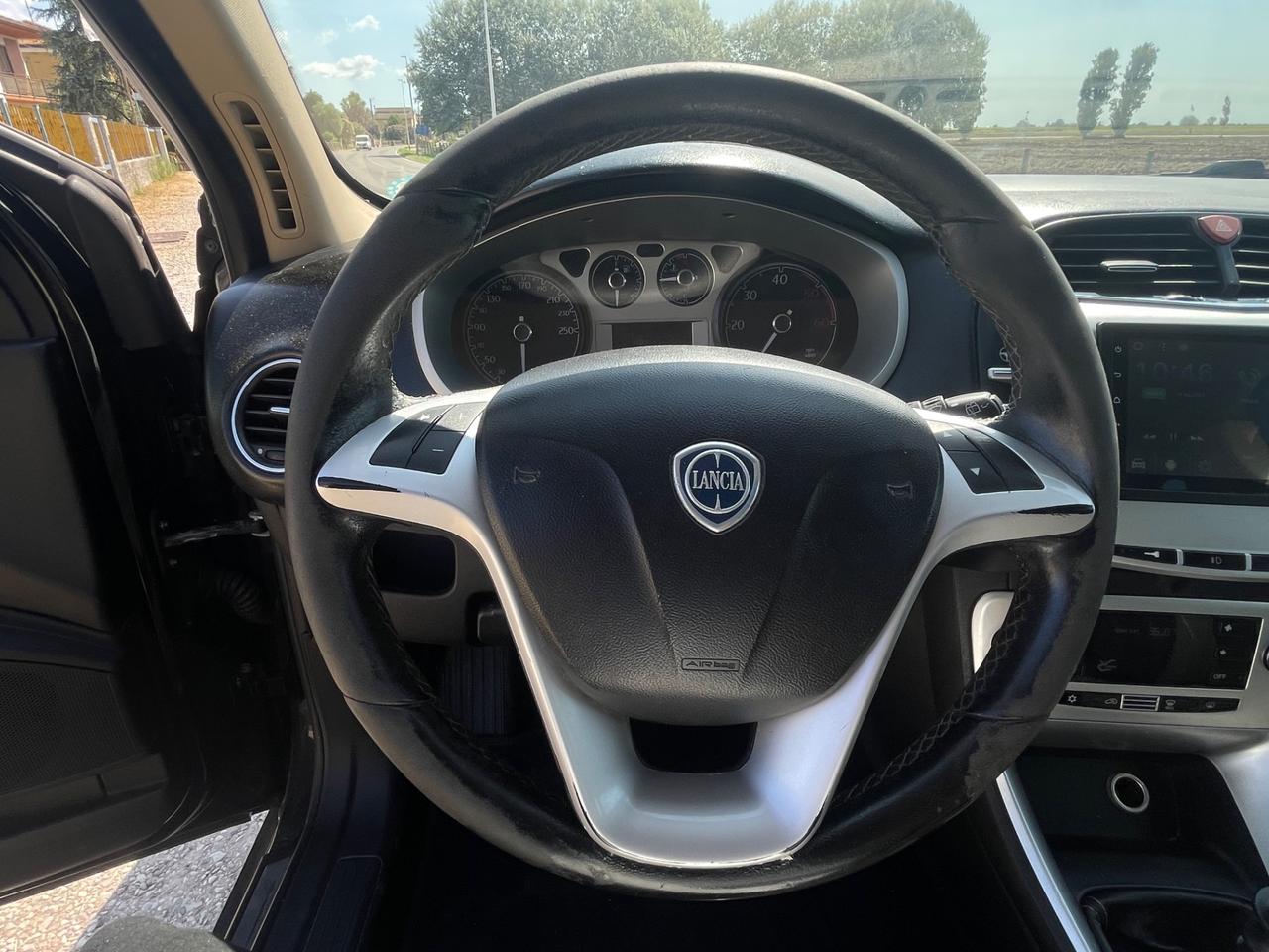 Lancia Delta 1.9 MJT Twinturbo DPF Platino