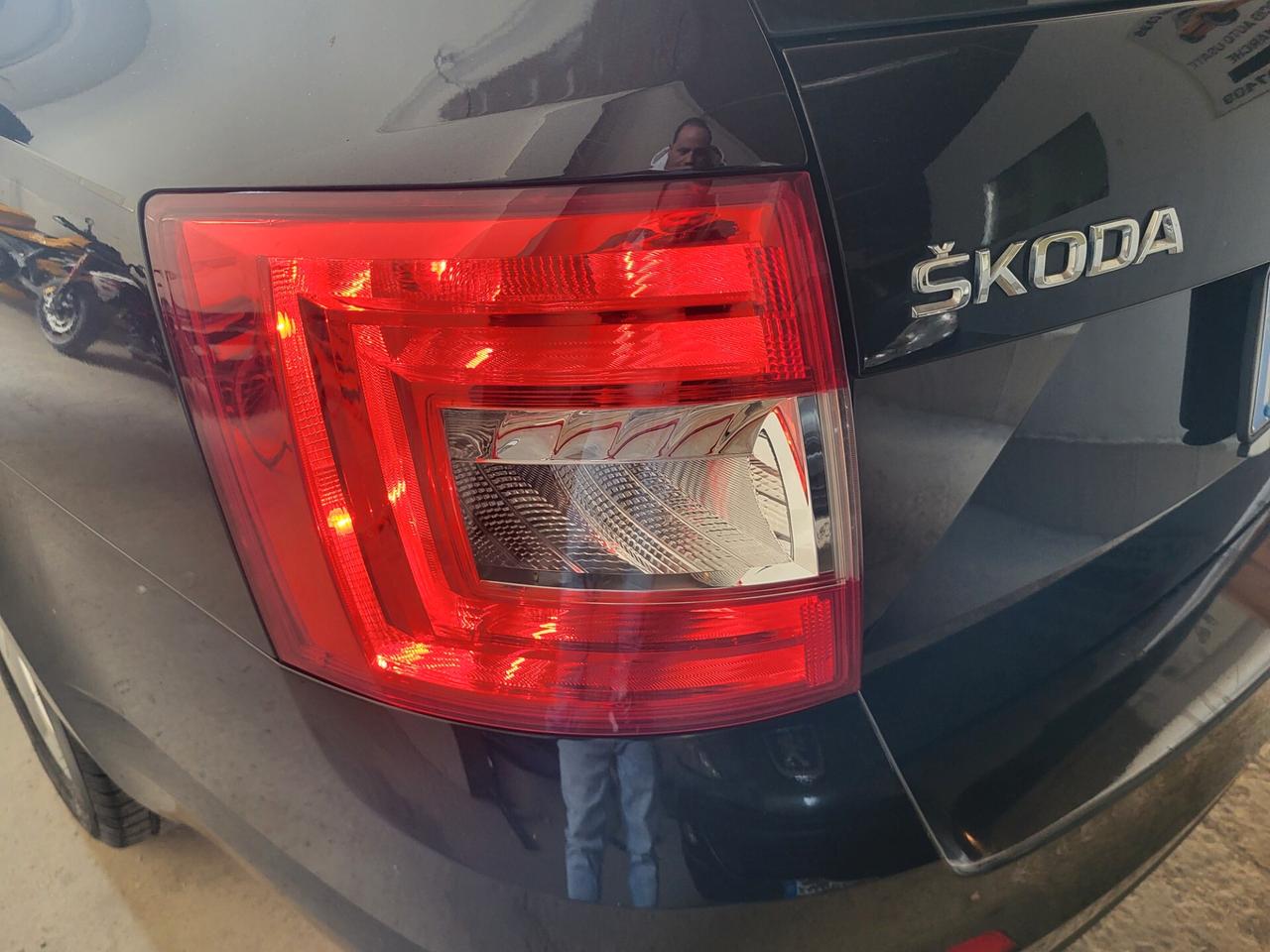 Skoda Octavia 1.6 TDI CR 110 CV Wagon Executive