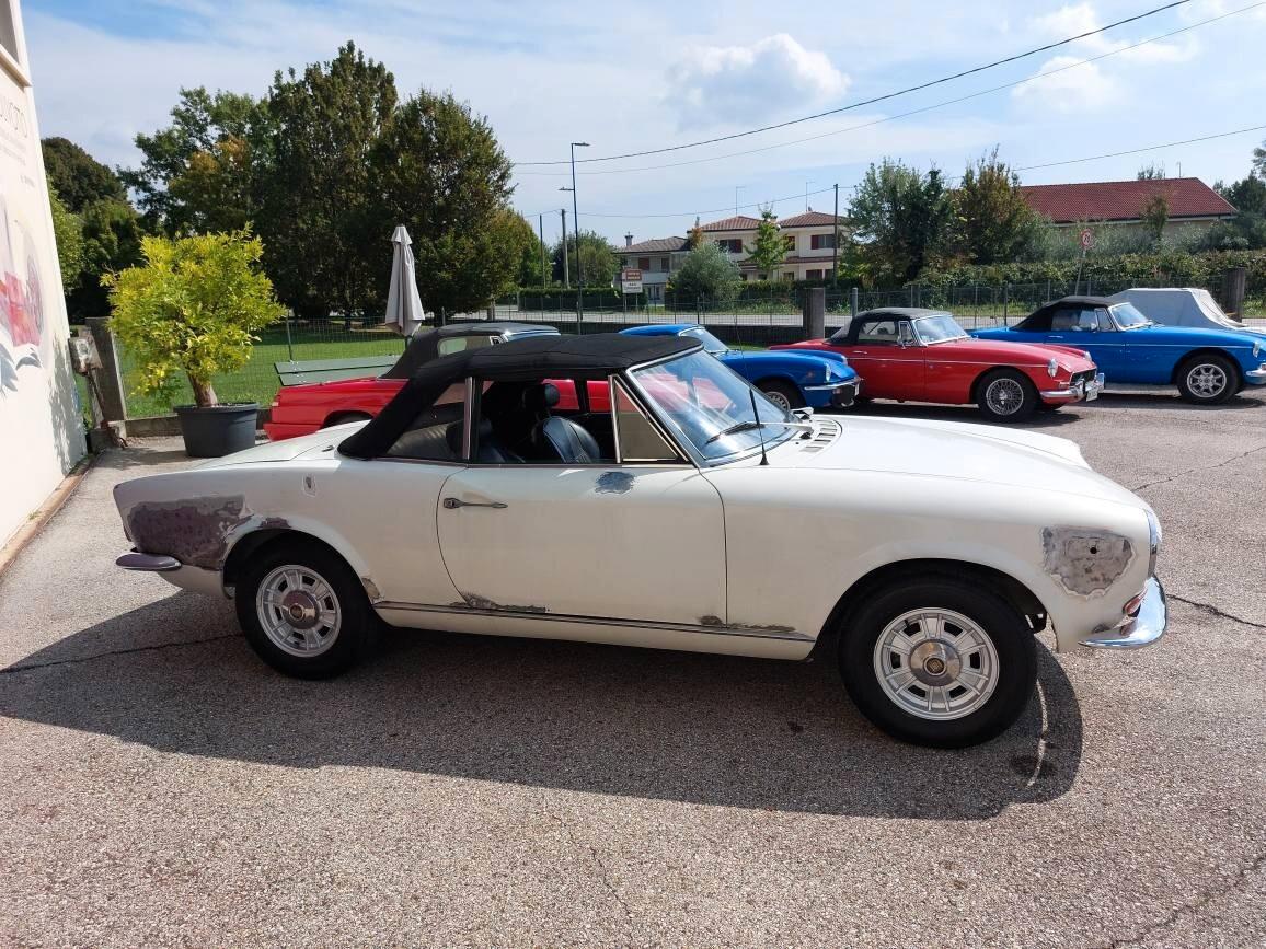 Fiat 124 Sport Spider 1600 del 1972