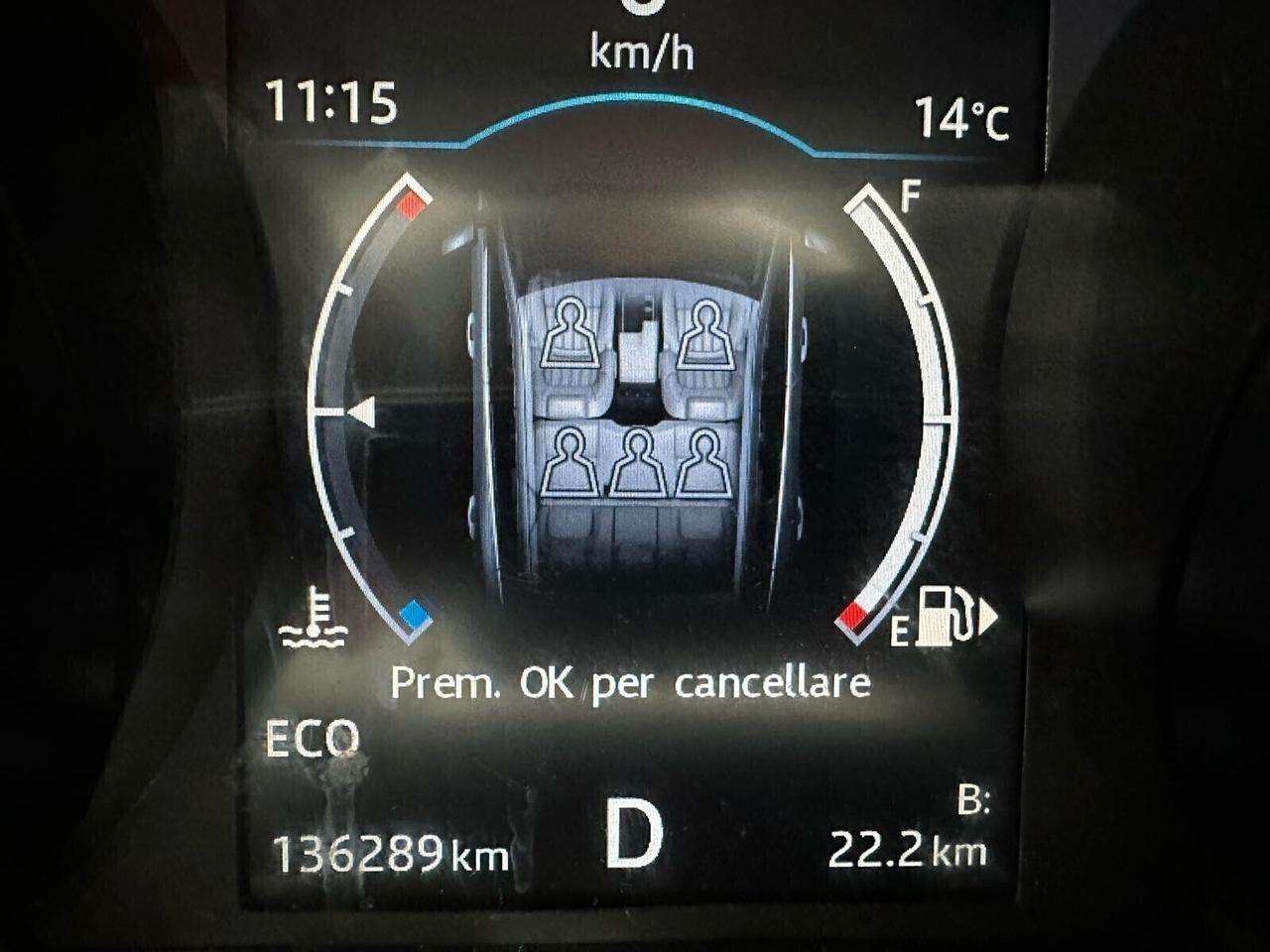 Jaguar F-Pace 2.0 D 180 CV AWD aut. R-Sport perfetta !!! Performante e parsimoniosa