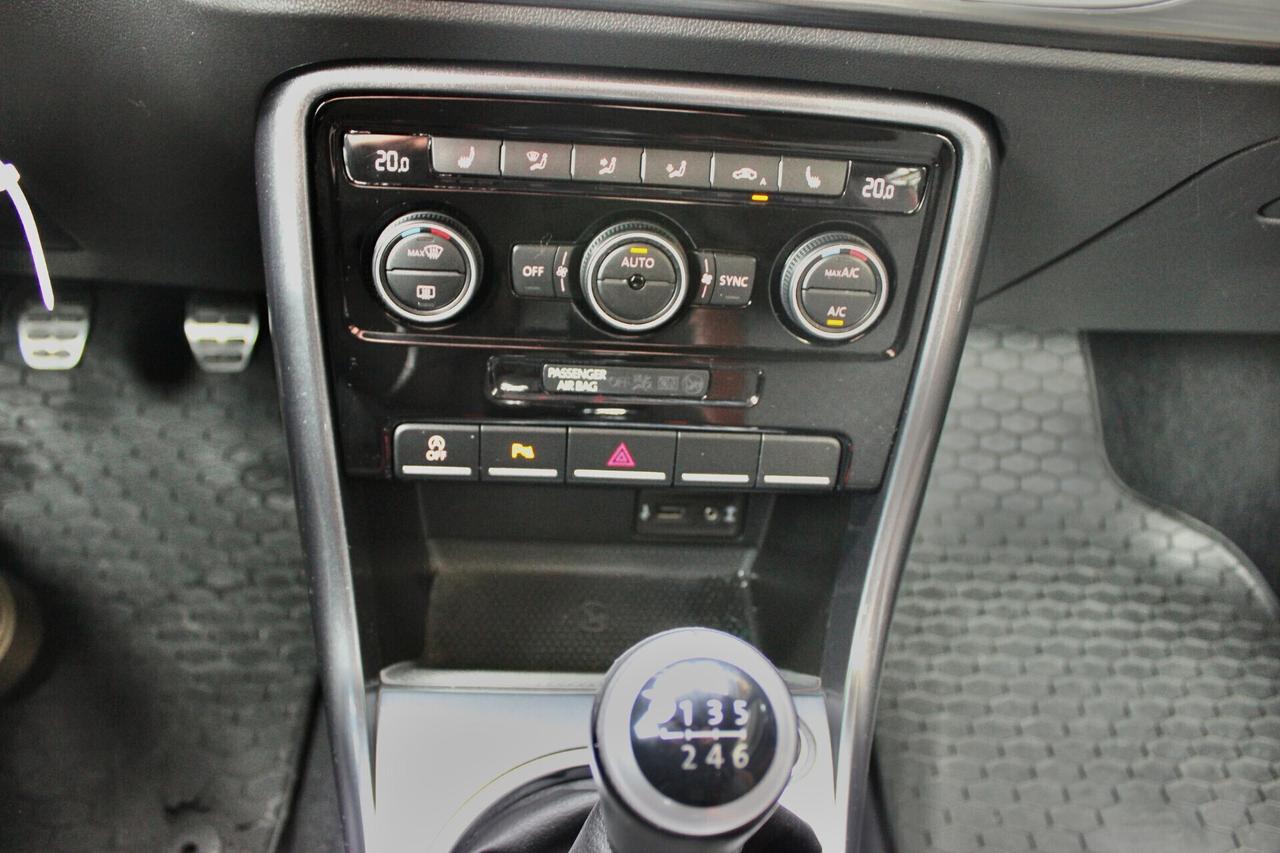 VOLKSWAGEN MAGGIOLINO 1.2 TSI ALLSTAR SPORT 6 MARCE PER NEOPATENTATI