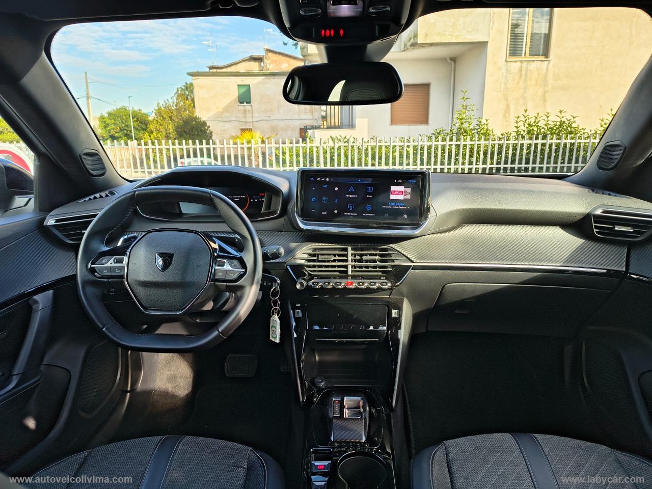 PEUGEOT 2008 BlueHDi 130 S&S EAT8 Allure