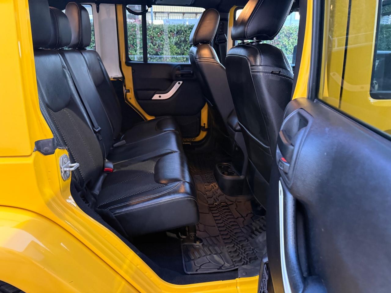 Jeep Wrangler Unlimited 2.8 CRD DPF 4x4 Polar Auto