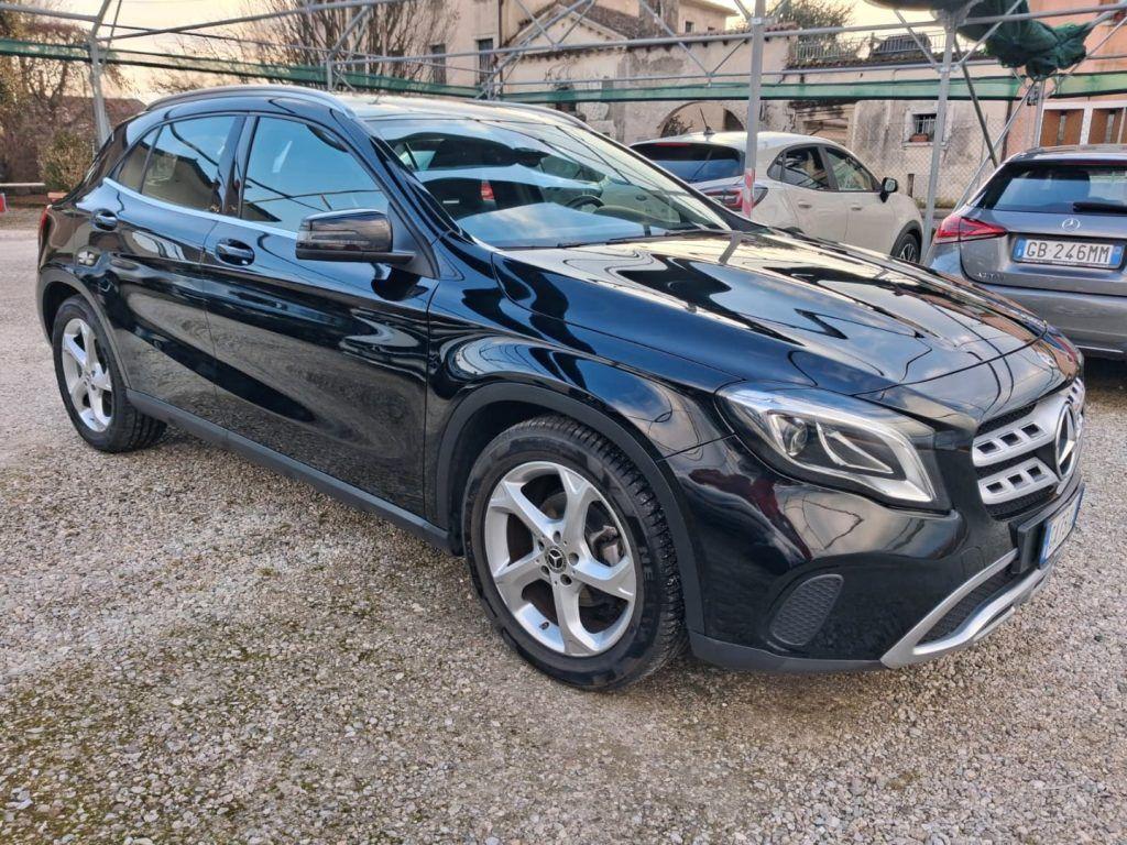 Mercedes-Benz GLA 180 Automatic Sport
