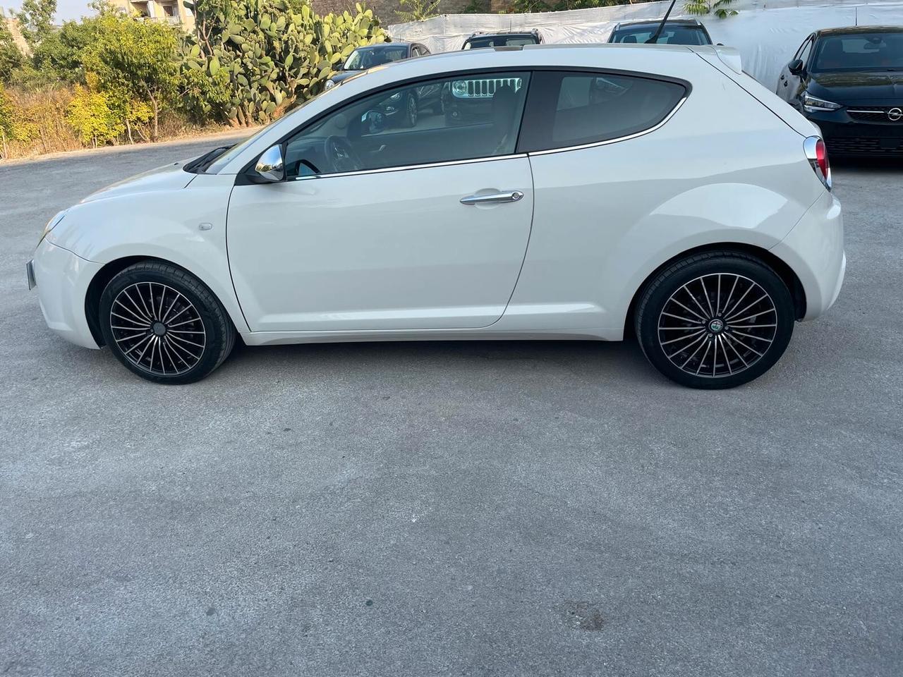 Alfa Romeo MiTo 1.3 Distinctive 95 cv - 2011