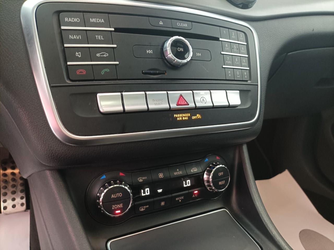 Mercedes GLA 180 AMG PREMIUM NEOPATENTATI