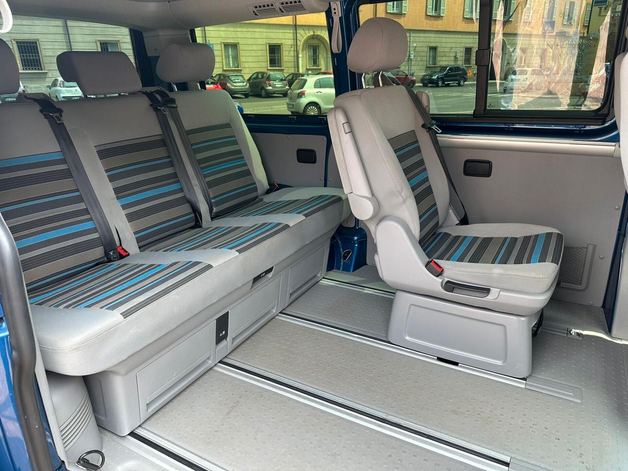 Volkswagen T5 California Beach 2.0 BiTDI 180CV PL