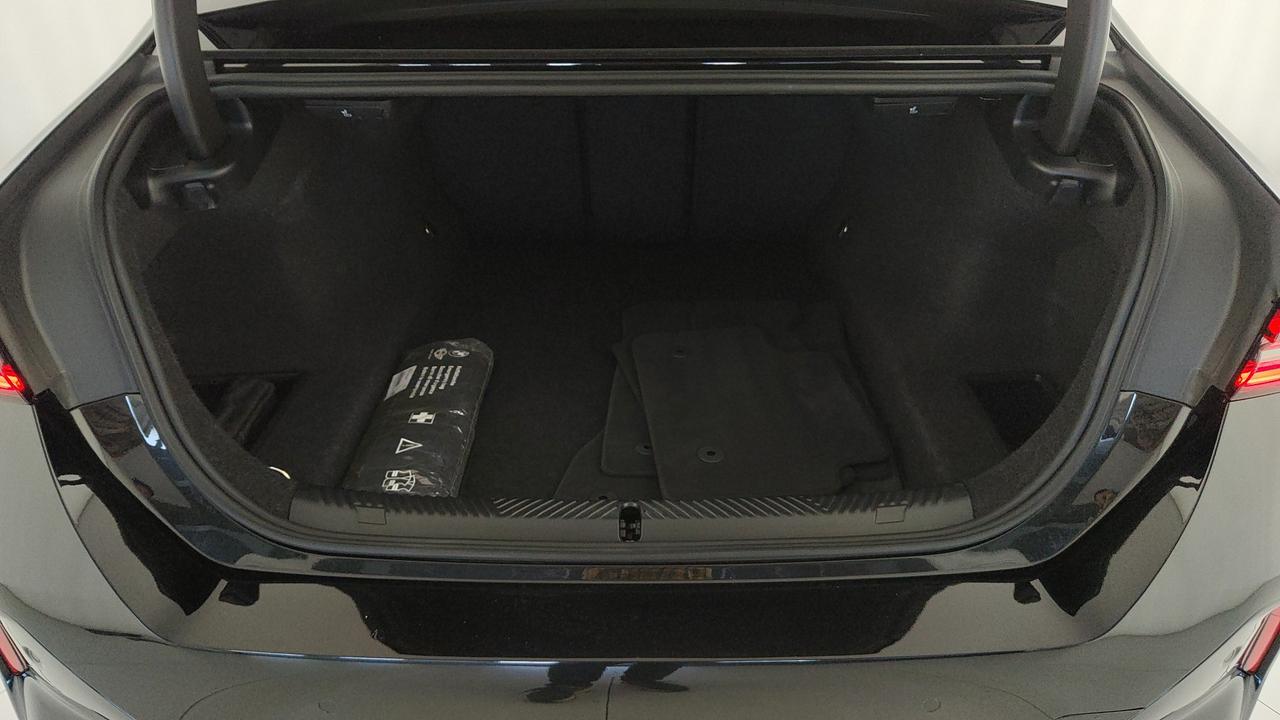 BMW Serie 5 G60 Berlina - 520d 48V xdrive MSport Pro auto