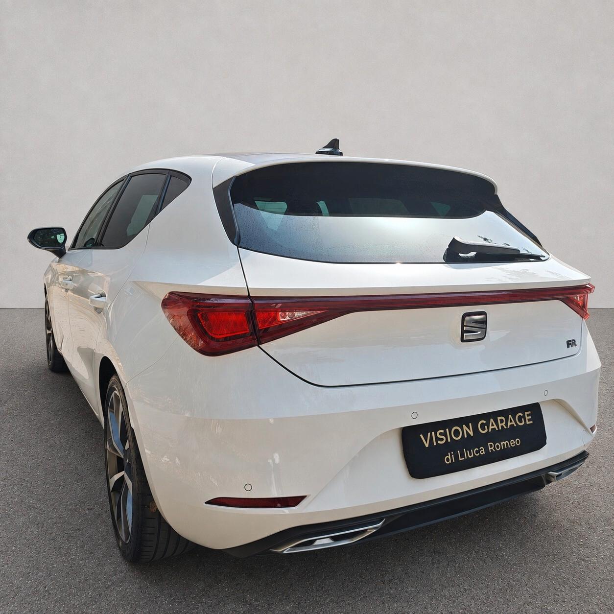 SEAT Leon 1.0 eTSI 110 CV DSG FR Automatica