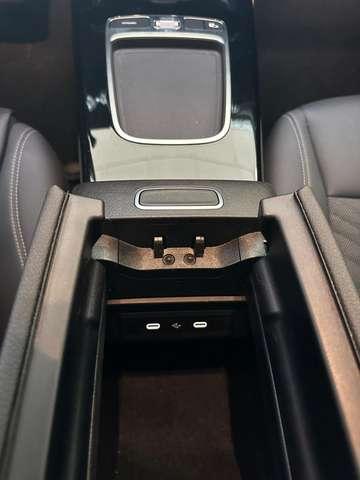 Mercedes-Benz CLA 180 Shooting Brake d auto FATTURABILE PARI AL NUOVO