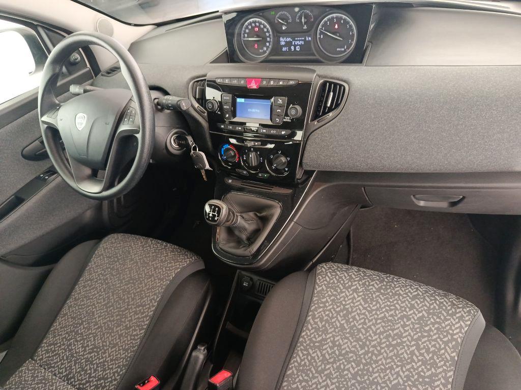 LANCIA Ypsilon 3ª serie - Ypsilon 1.2 69 CV 5 porte S&S Elefantino