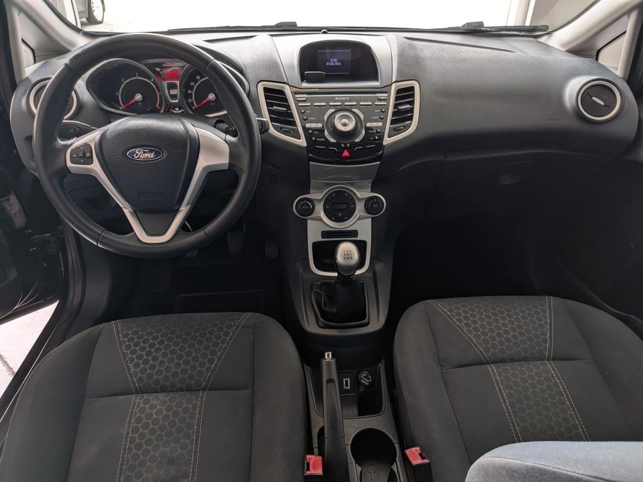 Ford Fiesta 1.4 TDCi 70CV 5 porte Titanium