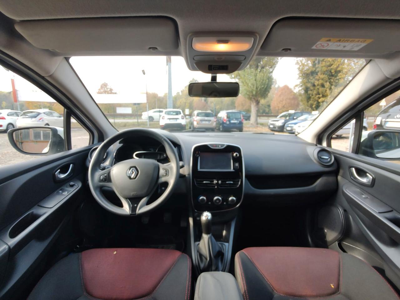 Renault Clio 1.2 75CV GPL 5 porte Wave, EURO 5B, CON SCADENZA 2035. OK NEOPATENTATI, GARANZIA L.12 MESI