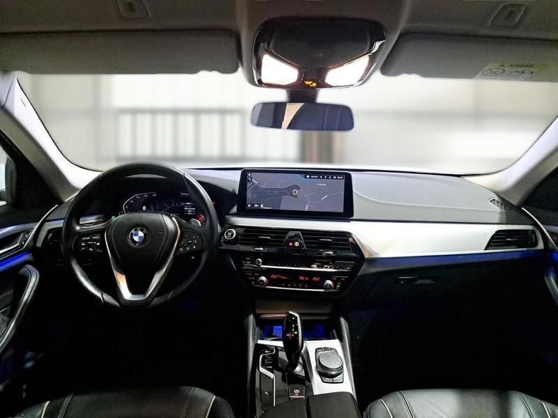 BMW 520 xDrive Luxury Auto MH48V Touring