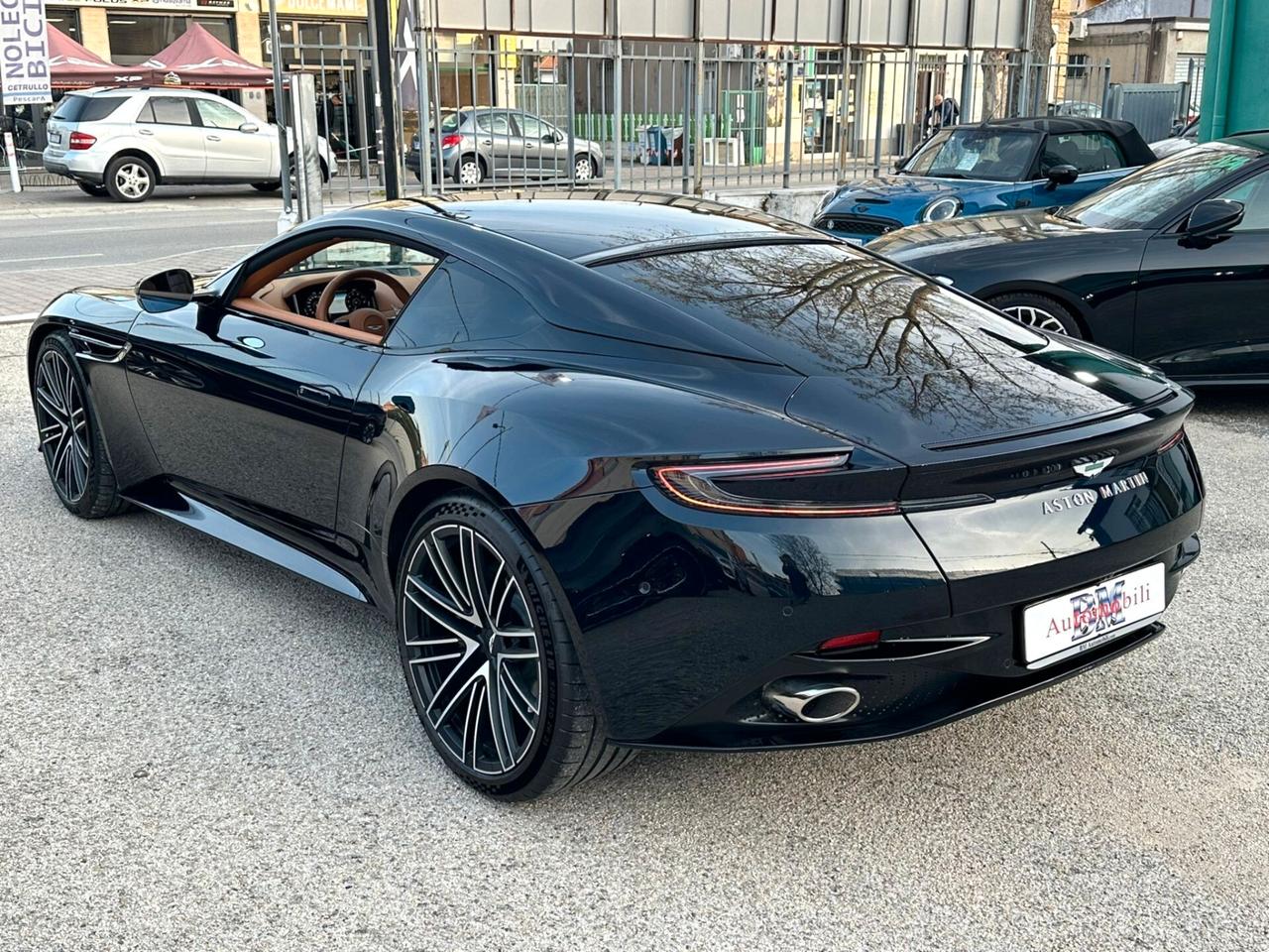 ASTON MARTIN DB12 V8 COUPE 680CV - IVA - GARANZIA ESTESA 2028