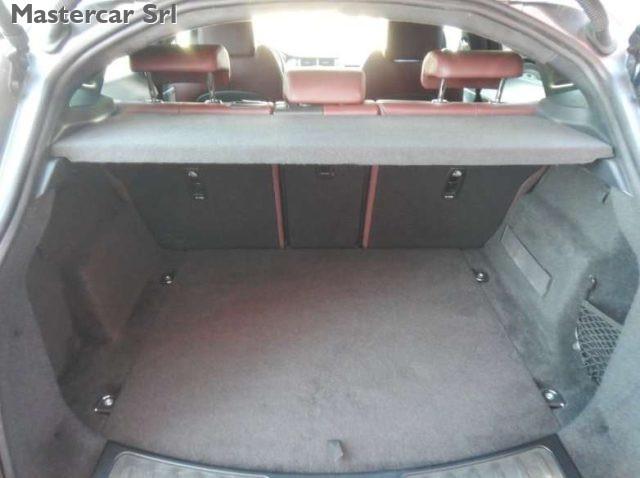 JAGUAR E-Pace 2.0d i4 mhev R-Dynamic awd 204cv auto -GN040XD