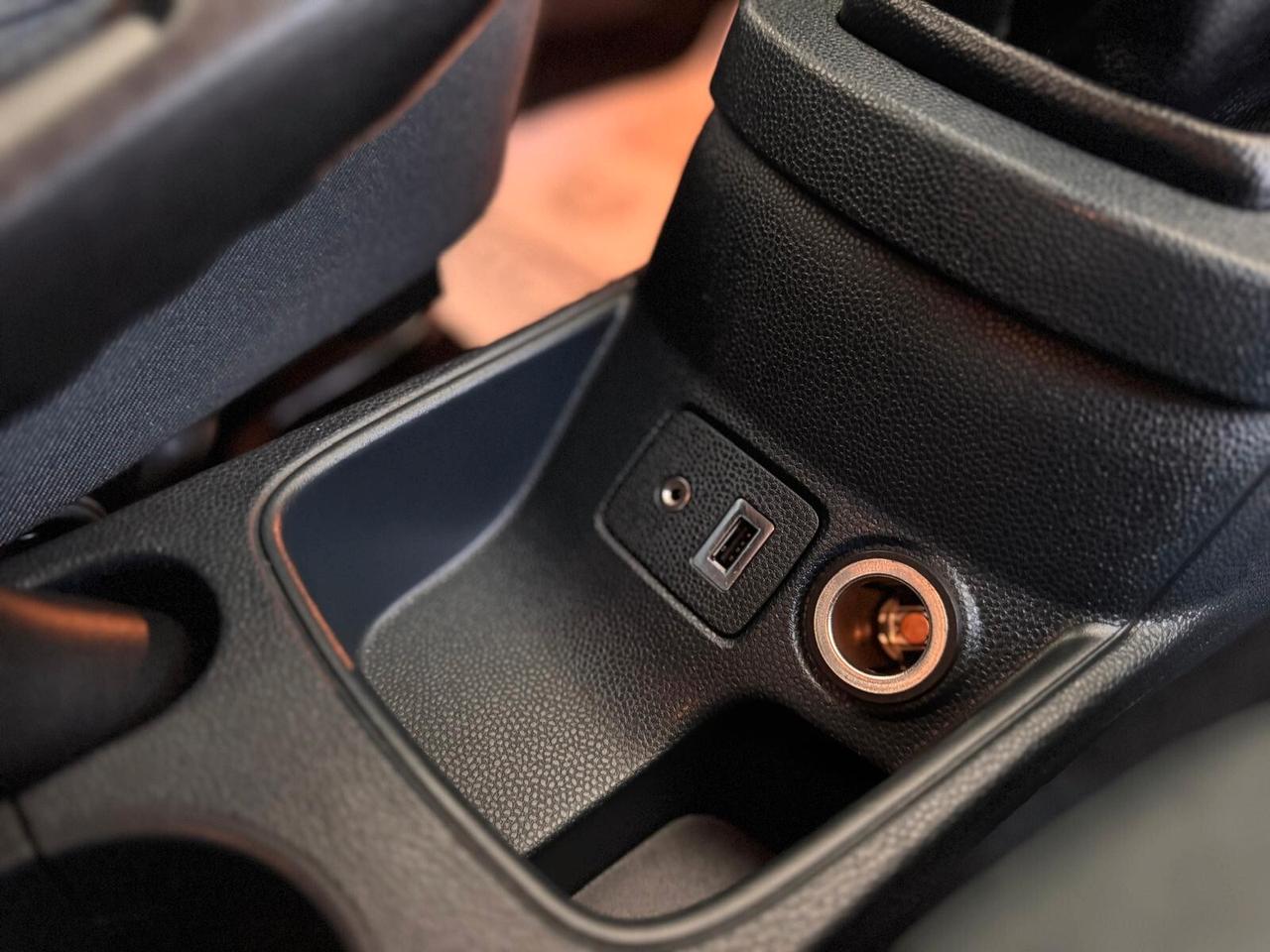 Ford Fiesta 1.2 82 CV 5 porte Titanium