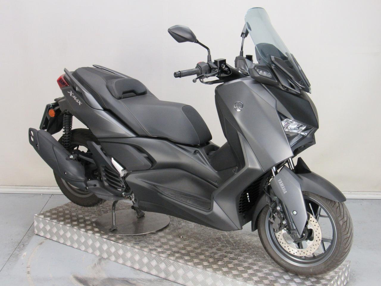 Yamaha X-Max 125 ABS 11 KW PATENTE A1/B