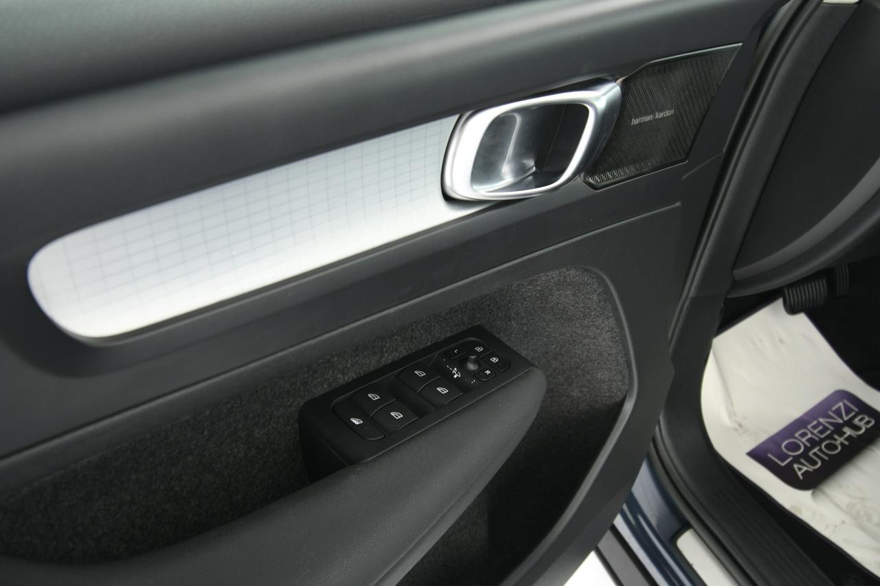 VOLVO XC40 1.5 t4 phev Inscription Expression auto my21 APP CONNECT+NEOPATENTATI