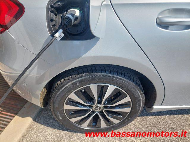 MERCEDES-BENZ A 250 e hybrid EQ Business Plug In Hybrid