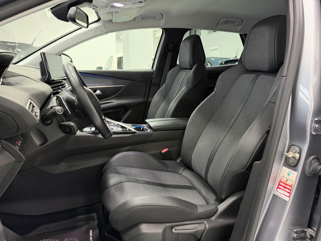 Peugeot 3008 BlueHDi 1.5cc 130cv S&S EAT8 Allure Pack