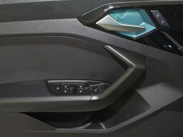 Audi A1 SPB 30 TFSI S line Competition LED NAVI