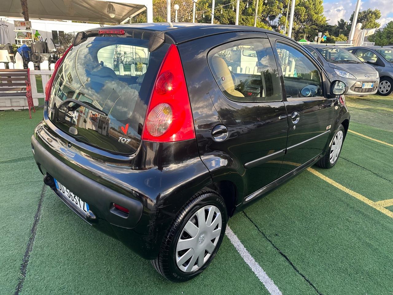 Peugeot 107 1.0 68CV 3p. Desir