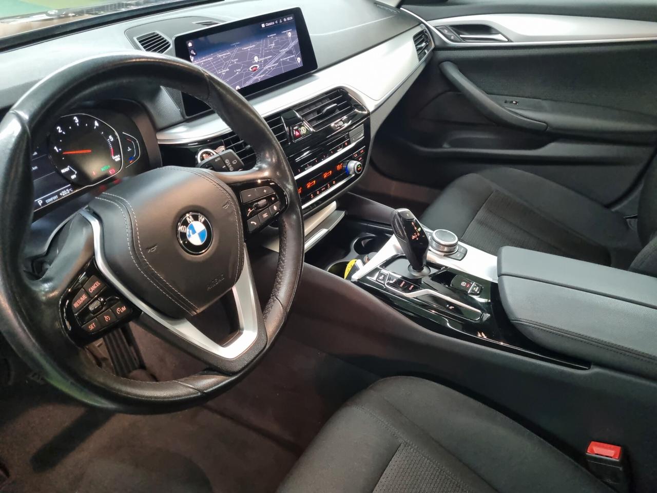 Bmw 518d 48V Touring Business