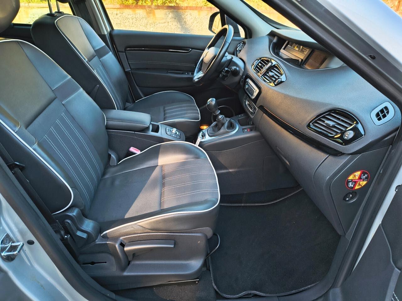 RENAULT SCENIC XMOD SOLO 130.000 KM 1.5 DIESEL 2013