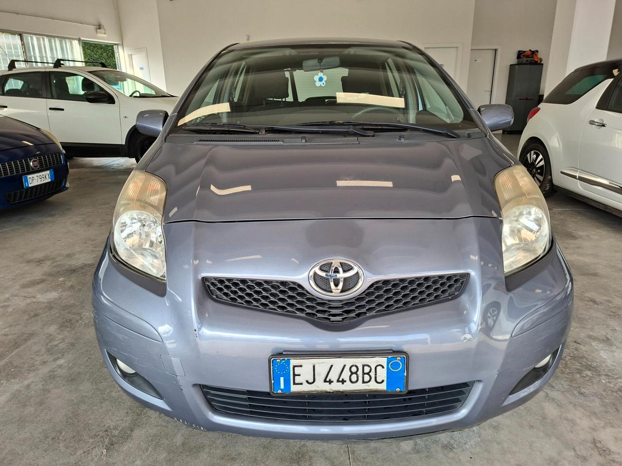 Toyota Yaris 5p EURO 5 / DA NEOPATENTATI