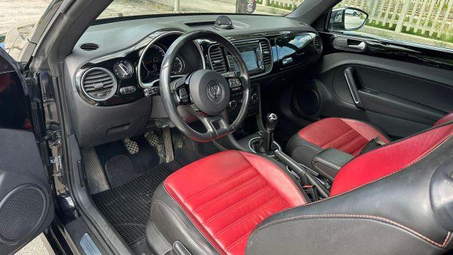 VOLKSWAGEN Maggiolino Cabrio 1.6 TDI Design