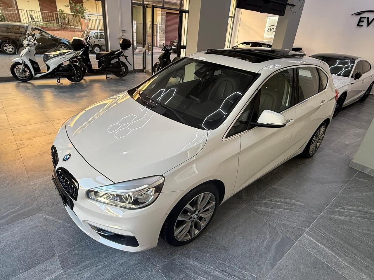 Bmw 2er Active Tourer 218d Luxury