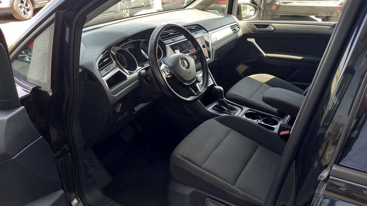 Volkswagen Touran 1.6 TDI 115 CV SCR DSG Highline BlueMotion Tech.